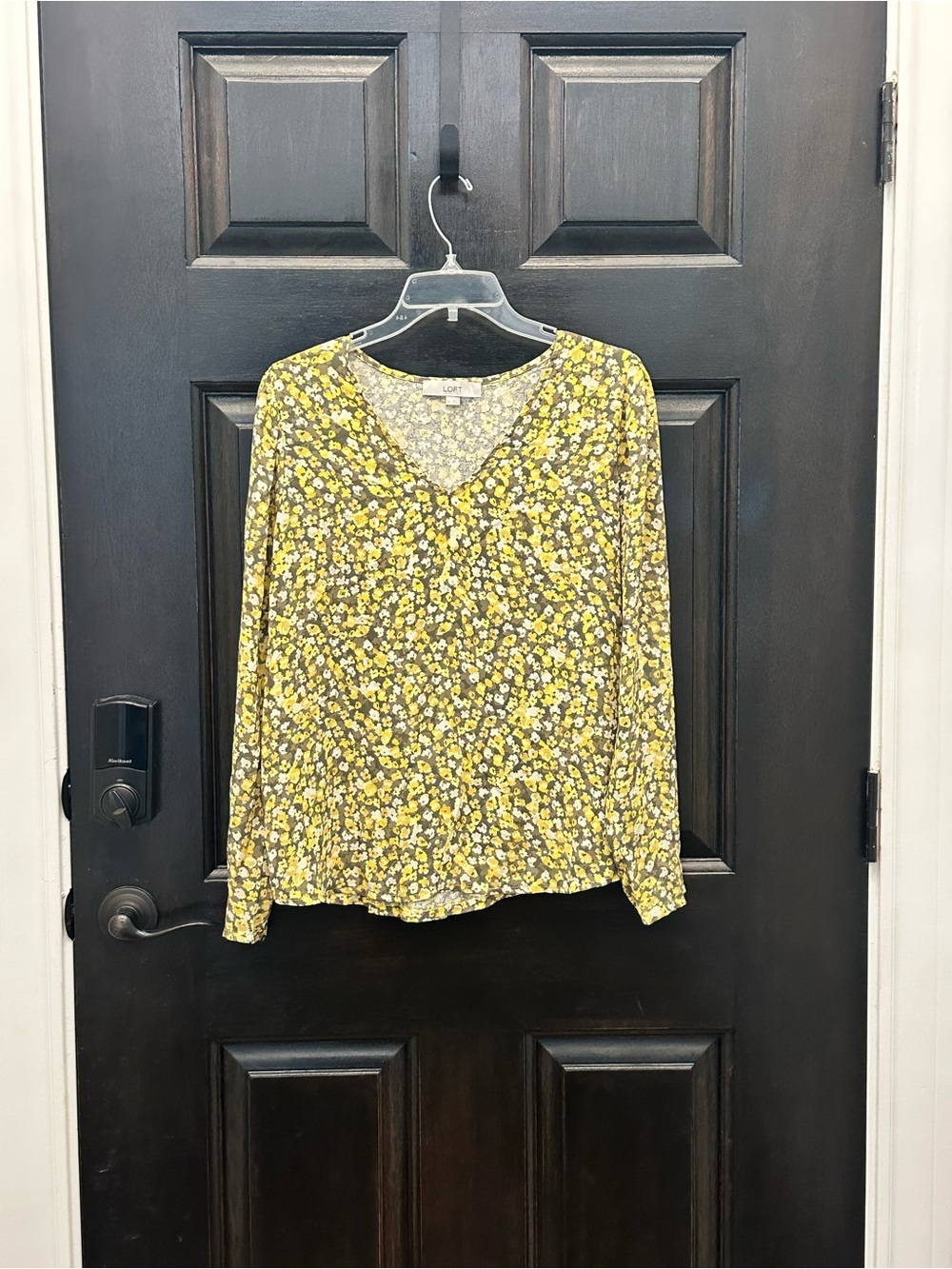 Loft Women's Yellow Floral V-Neck Long Sleeve Top M